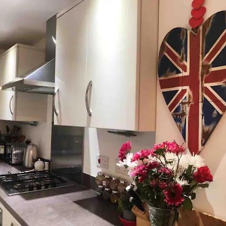 4 Bedroom House In Seaside Town Littlehampton Buitenkant foto